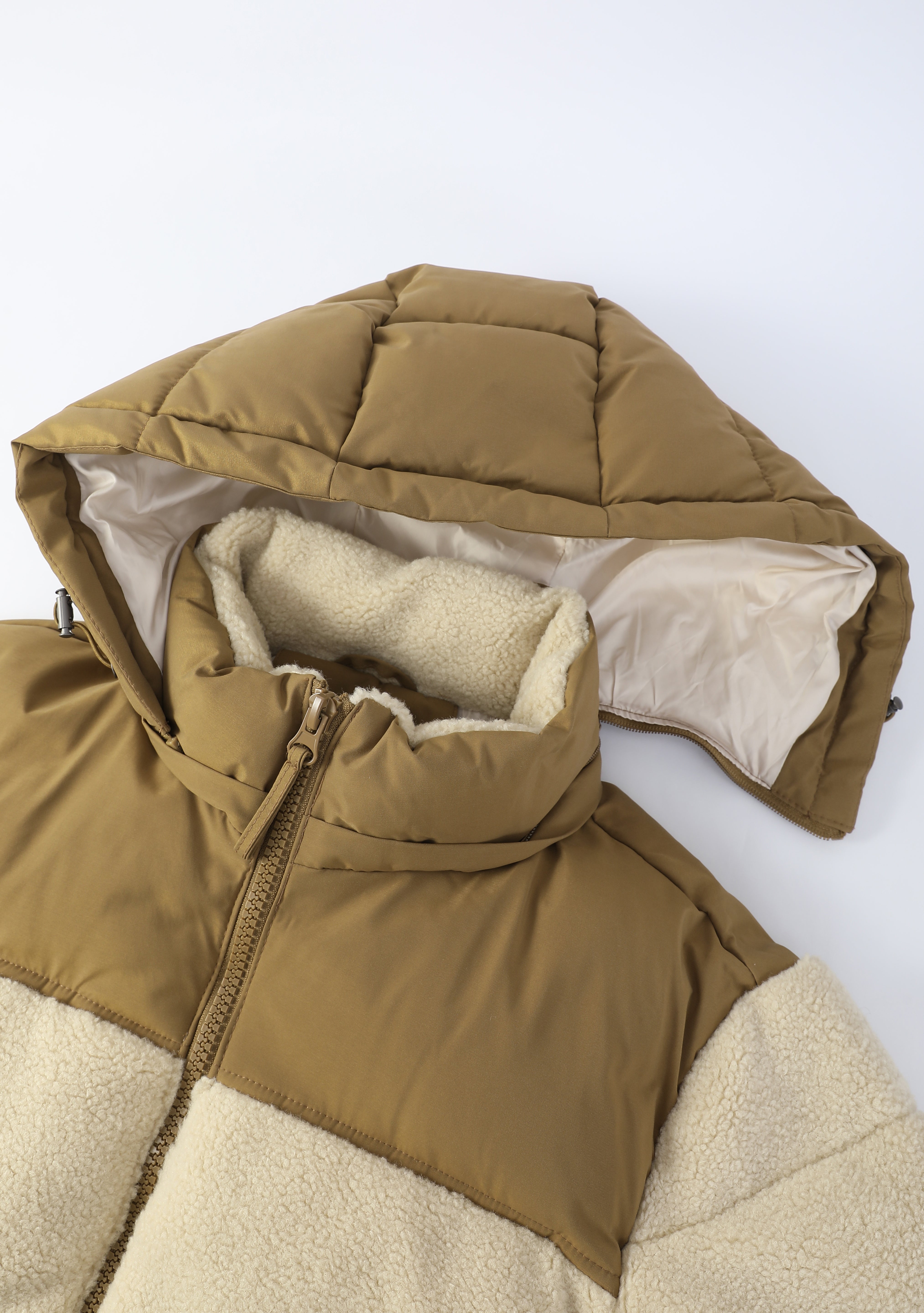 Doudoune matelassée effet sherpa écrue et camel HERMAN