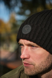 Bonnet en maille côtelée noir OCTAVIEN